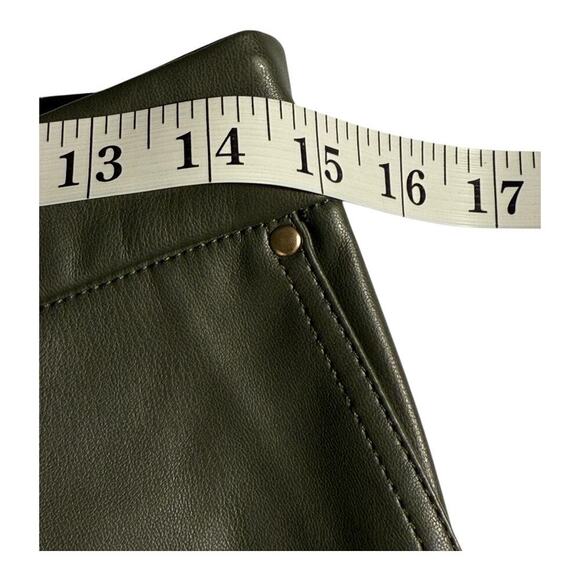 NEW GREY COLLECTIVE Women’s Size 2 Green‎ Faux Leather Flare Pants NWOT - Picture 4 of 6